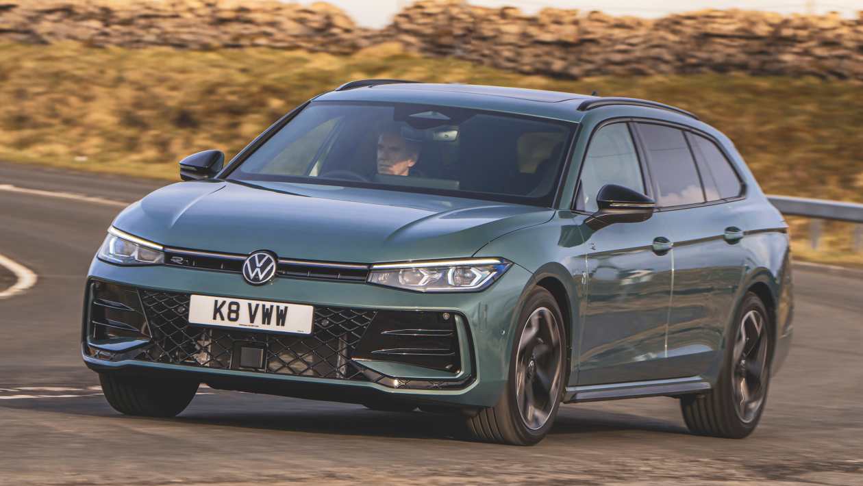 Car Deal of the Day: £224 a month Volkswagen Passat PHEV looks a tremendous bargain | Auto Express